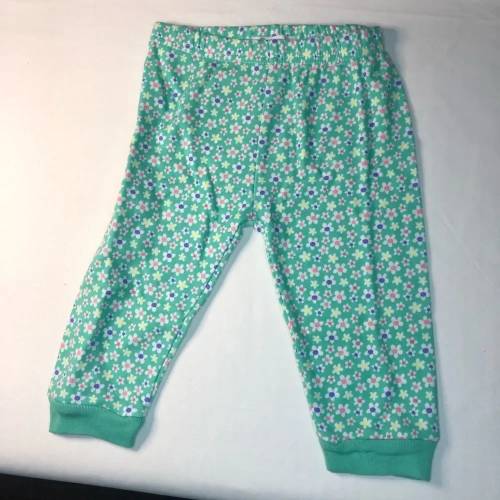 Quiltex Knit 5 Layette‎ Piece Set  Girl